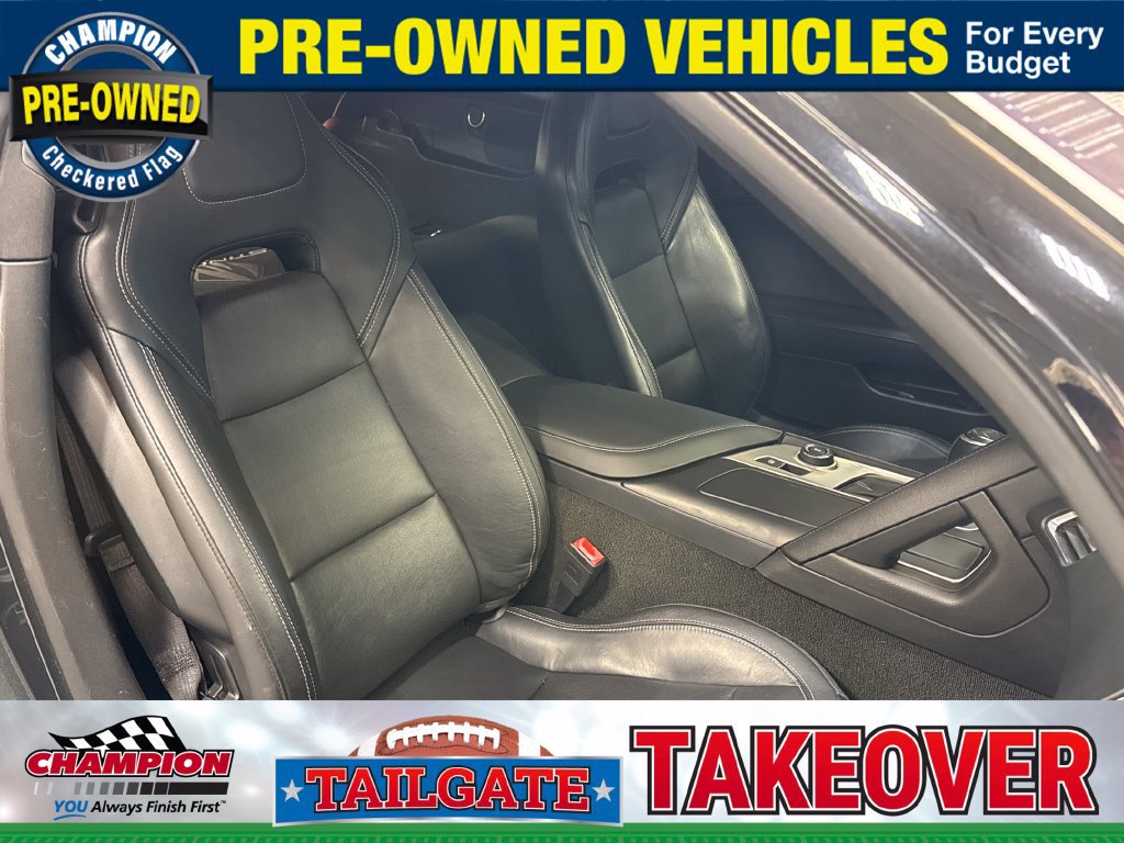 Used 2019 Chevrolet Corvette Stingray Coupe w/ 1LT RWD image 25