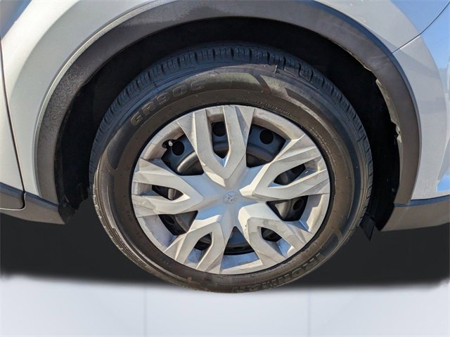 Used 2019 Toyota C-HR LE image 11