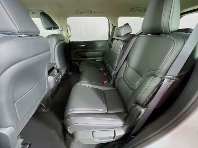 New 2026 Nissan Armada SV image 14