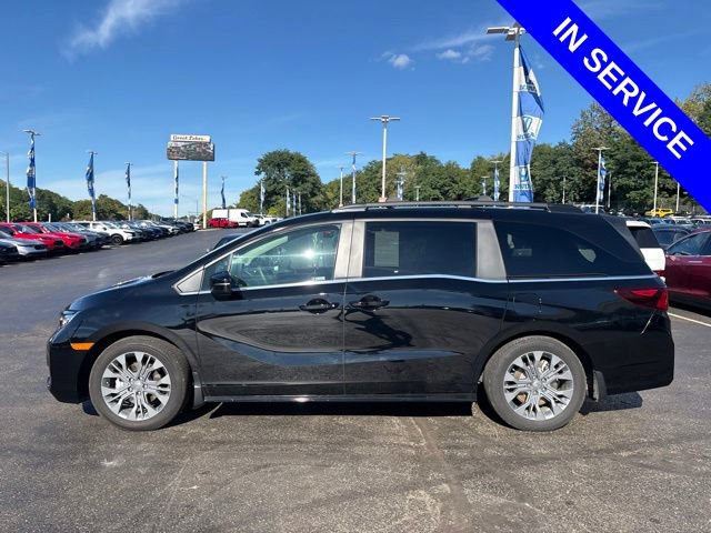 Used 2026 Honda Odyssey Touring image 4