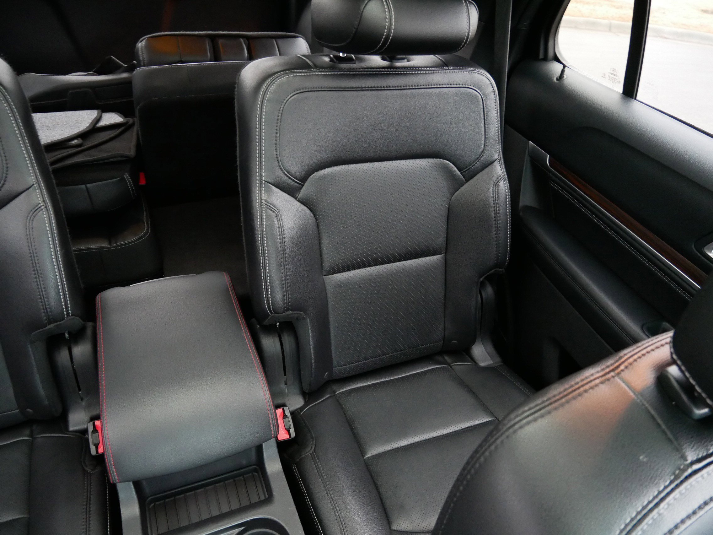 Used 2016 Ford Explorer Limited w/ Equipment Group 301A image 15