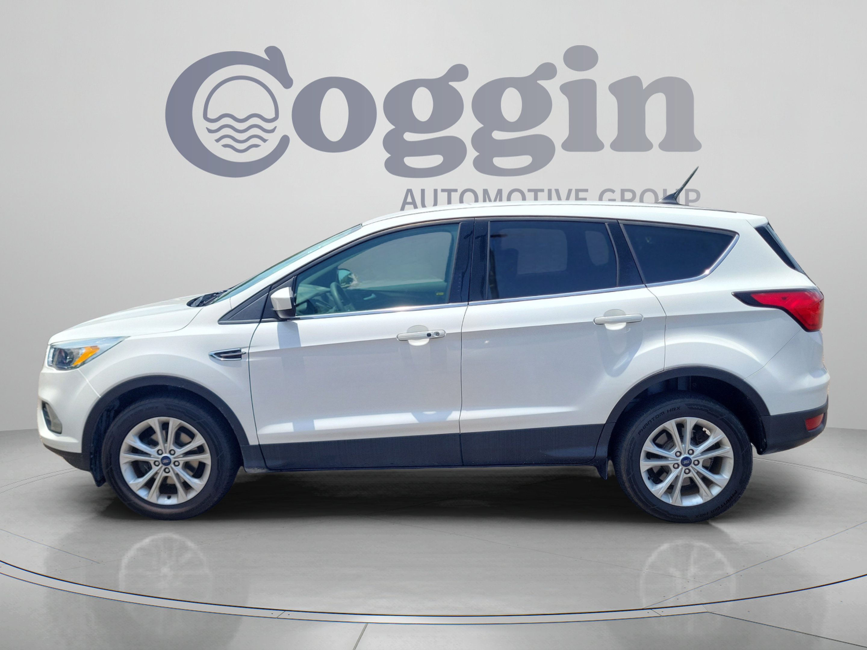 Used 2019 Ford Escape SE FWD video 2