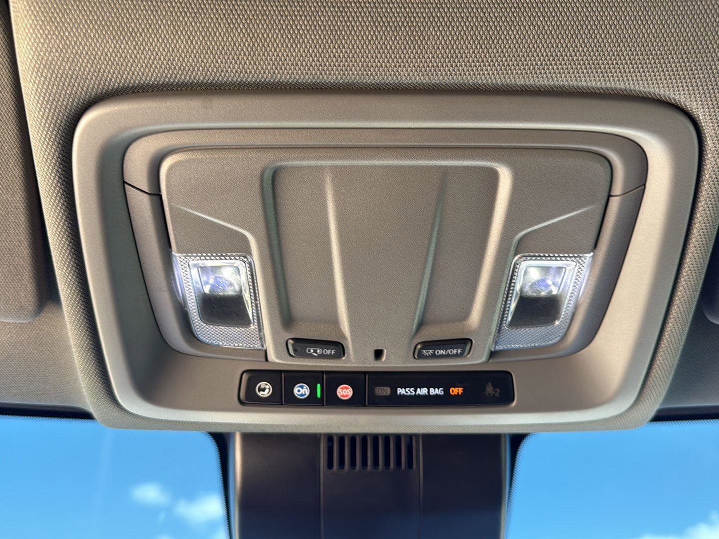 Used 2024 GMC Sierra 1500 Elevation image 21