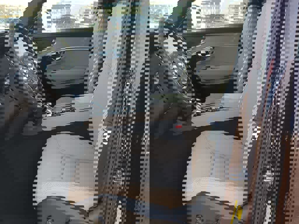 New 2026 Volvo XC90 B5 Core w/ Protection Package Premier image 15