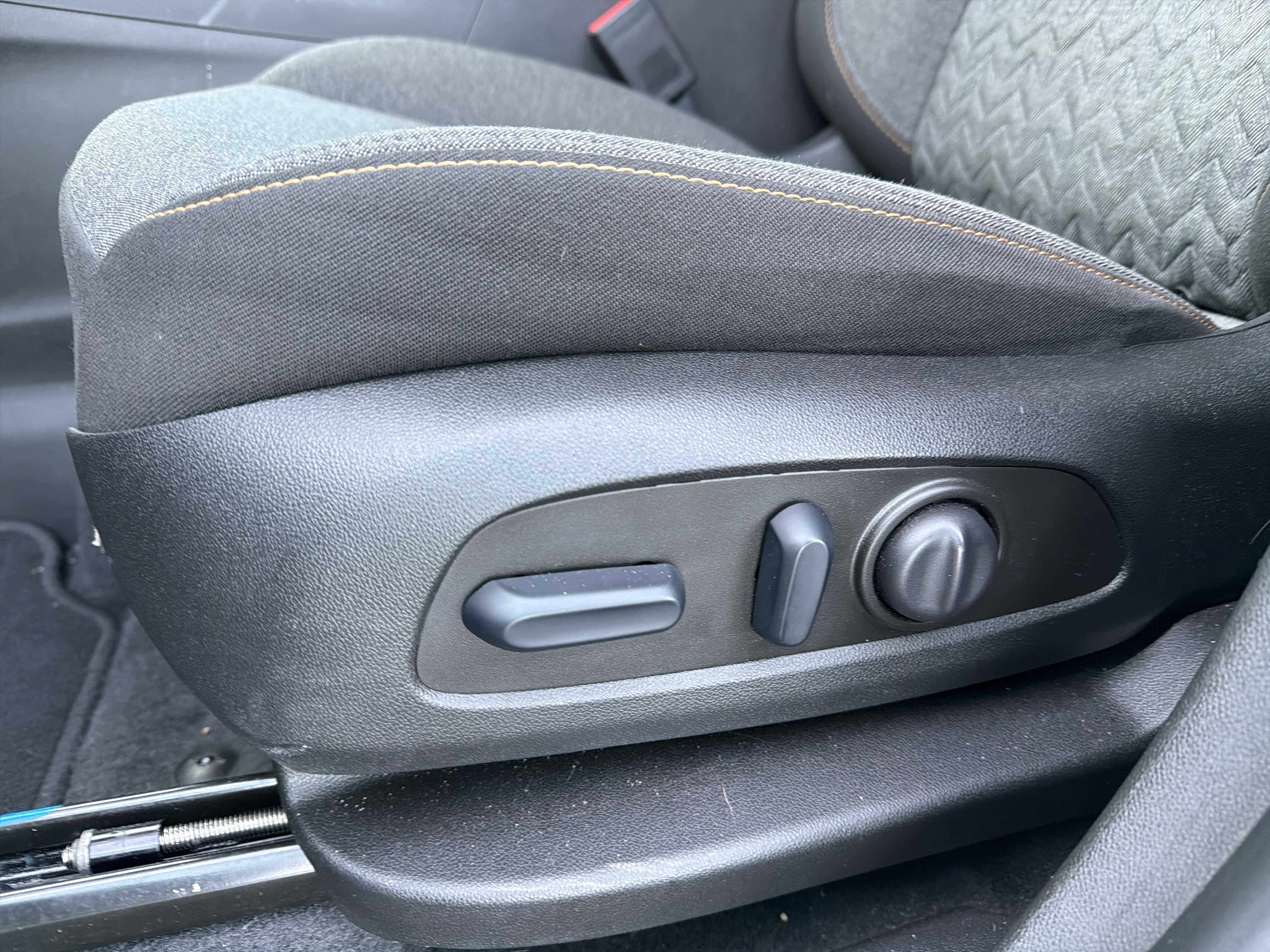 Certified 2024 Chevrolet Equinox LT image 26