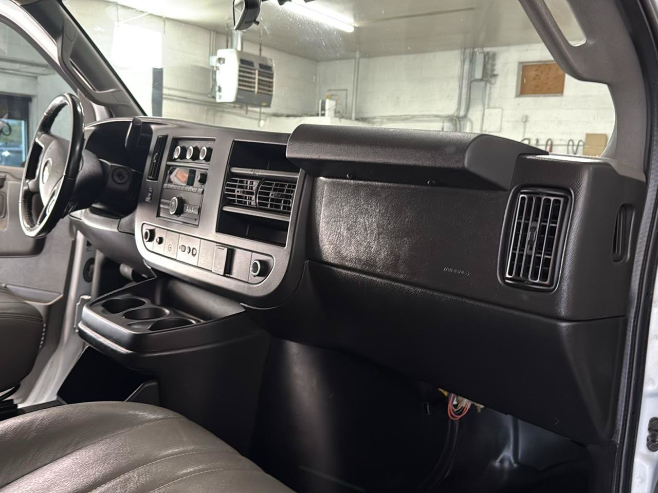 Used 2021 Chevrolet Express 2500 Extended w/ Driver Convenience Package RWD image 40