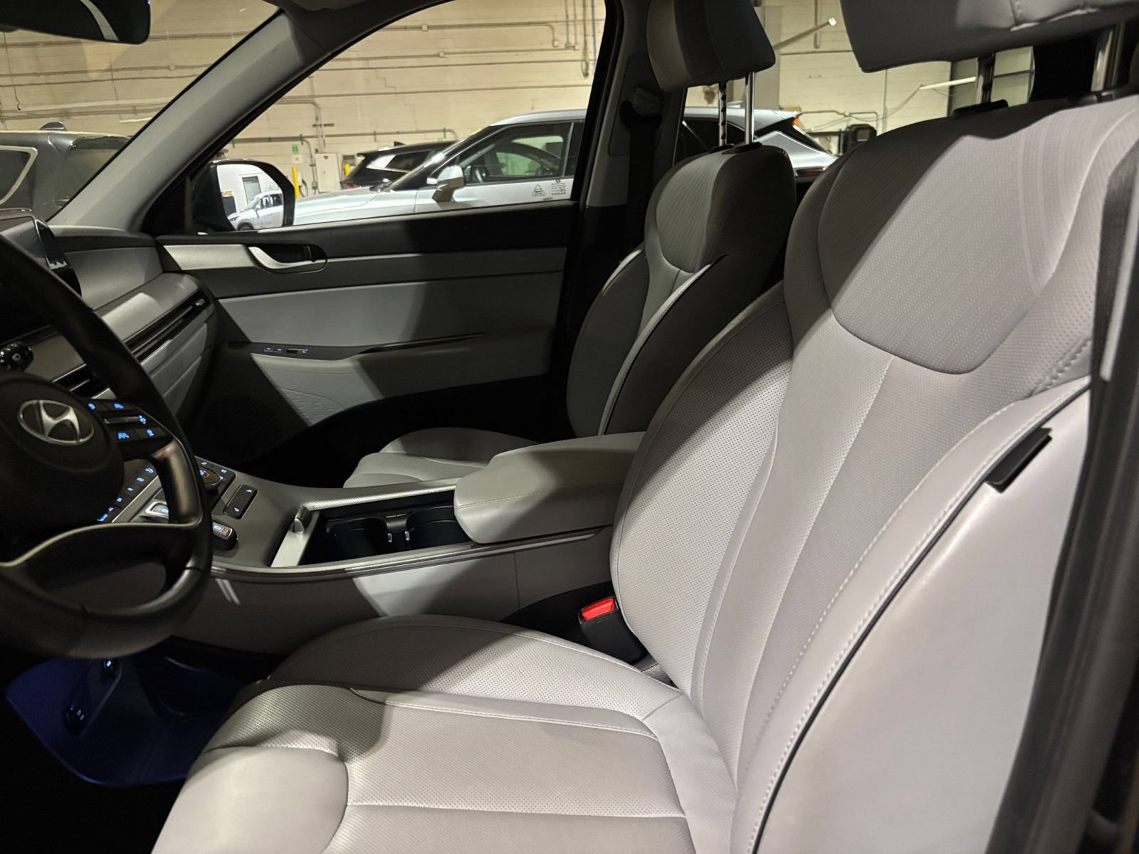 Used 2025 Hyundai Palisade SEL FWD image 28