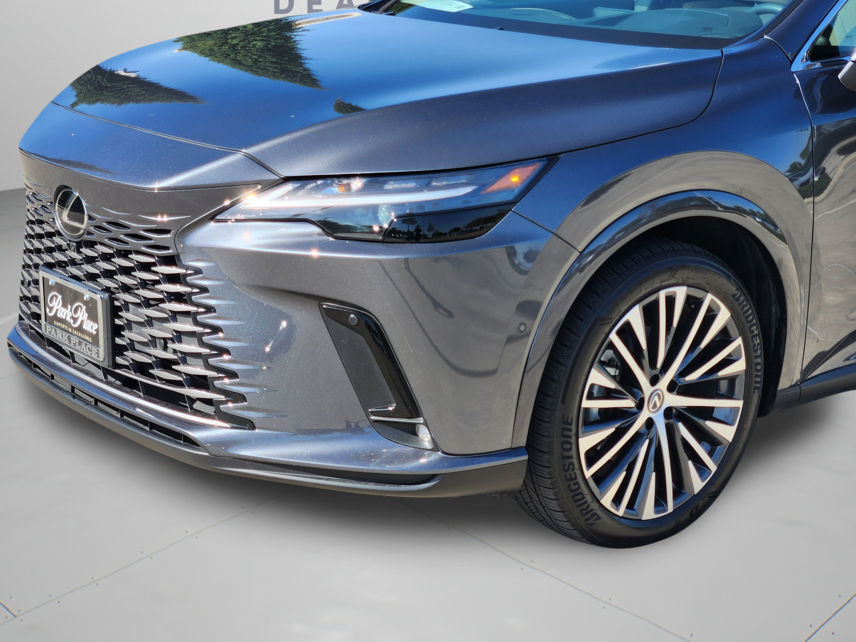 Used 2025 Lexus RX 350 Premium Plus w/ Convenience Package FWD image 29