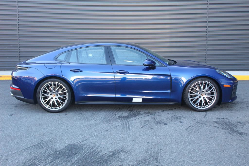 New 2026 Porsche Panamera 4 image 9