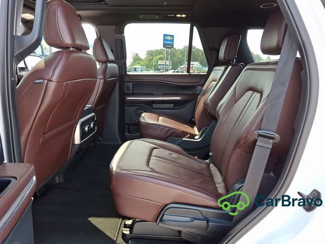 Used 2024 Ford Expedition Limited AWD/4WD image 10