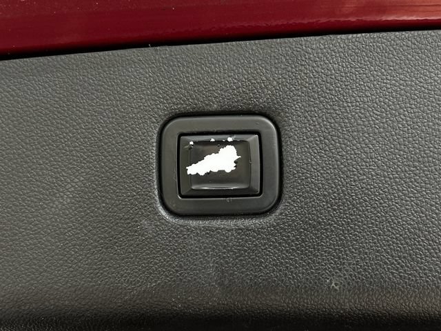 Used 2020 Chevrolet Blazer LT w/ Sound & Technology Package FWD image 34