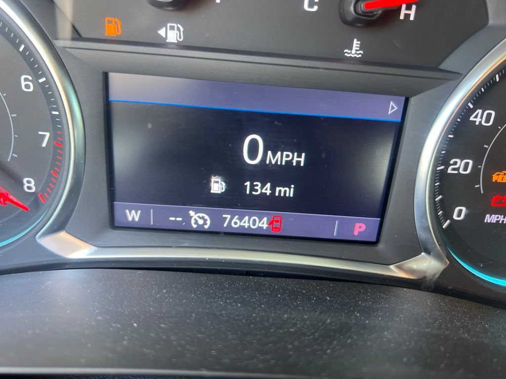 Used 2021 Chevrolet Traverse LT FWD image 35