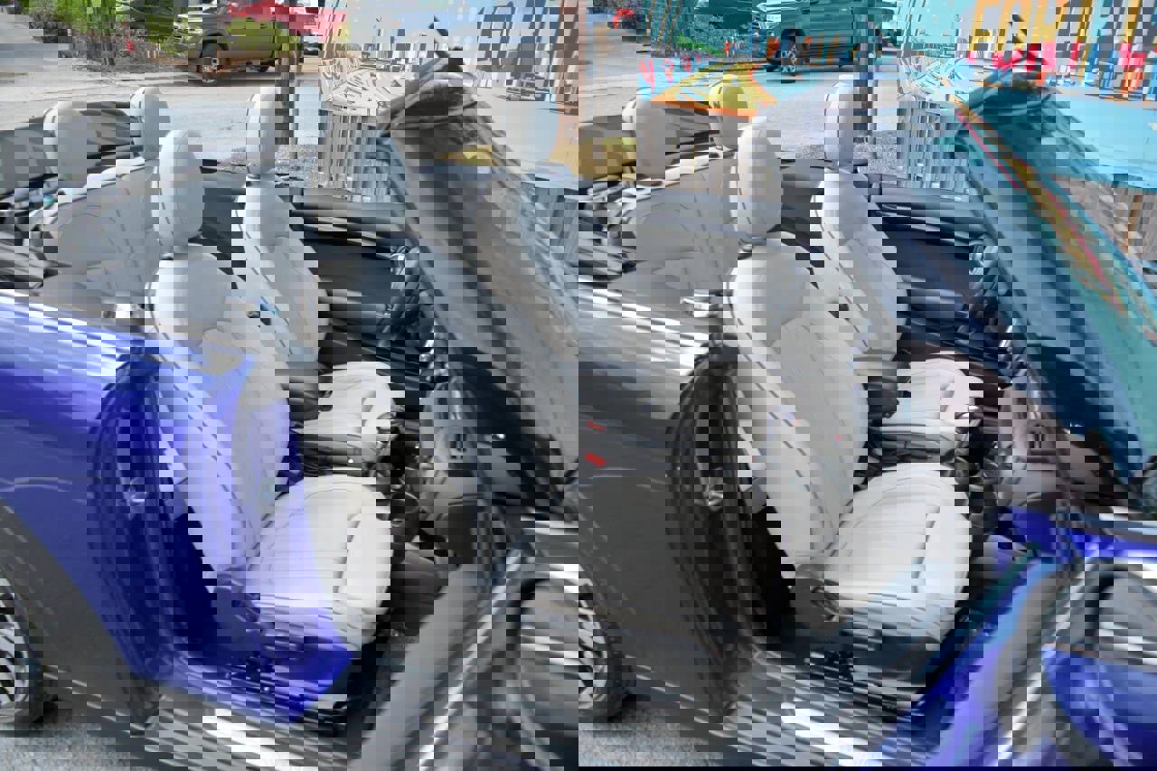 Used 2019 MINI Cooper S w/ Signature Upholstery Package image 30