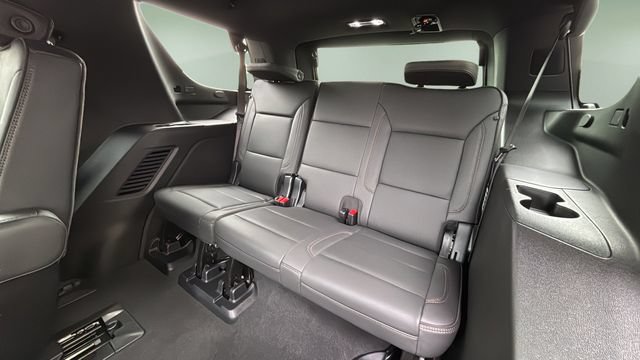 Used 2025 Chevrolet Tahoe High Country AWD/4WD image 33