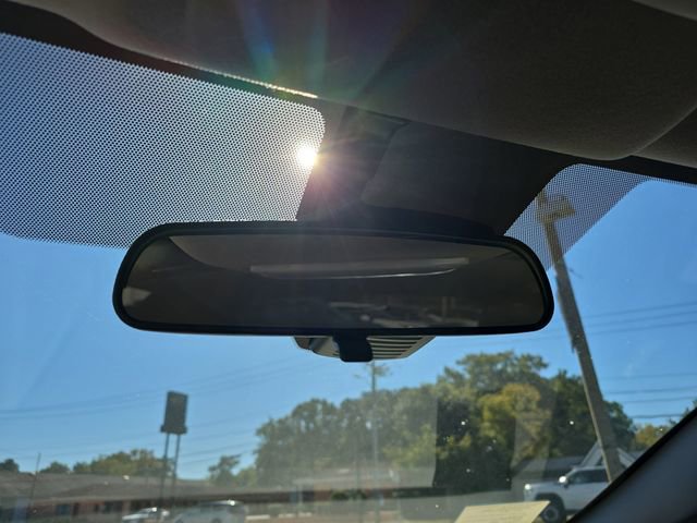 New 2025 Nissan Versa SV w/ Trunk Package image 28