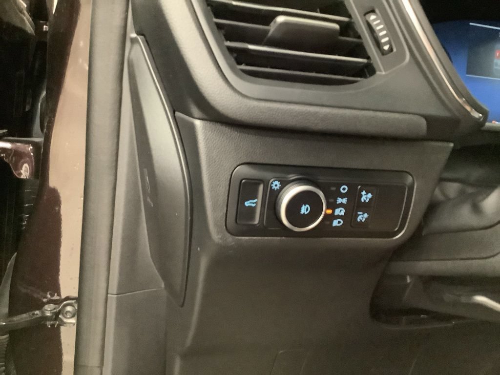 Used 2023 Ford Escape Platinum AWD/4WD image 10