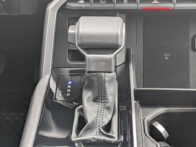 Used 2025 Toyota Sequoia Platinum image 12