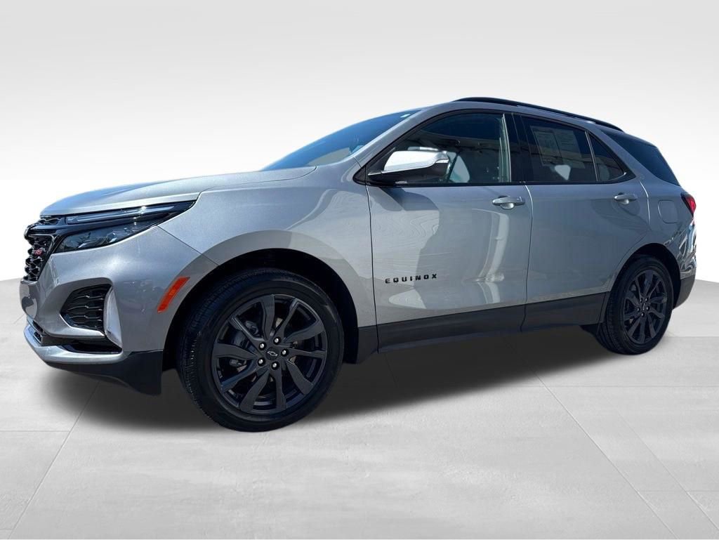 Used 2024 Chevrolet Equinox RS w/ RS Leather Package AWD/4WD image 20