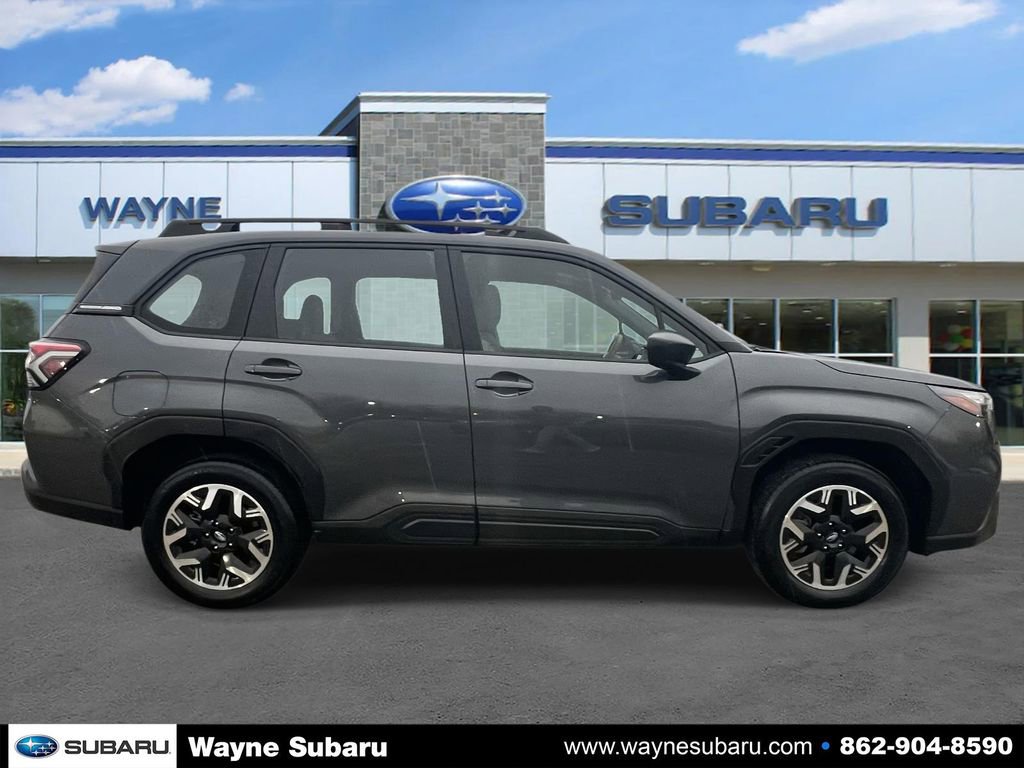 Used 2025 Subaru Forester image 5