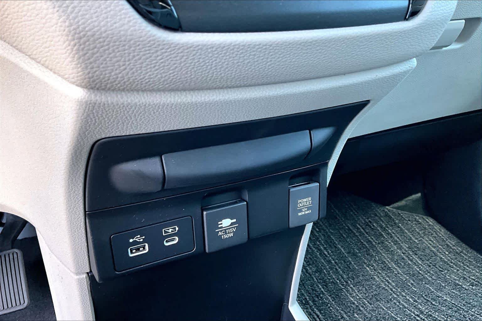 New 2026 Honda Odyssey Touring image 20