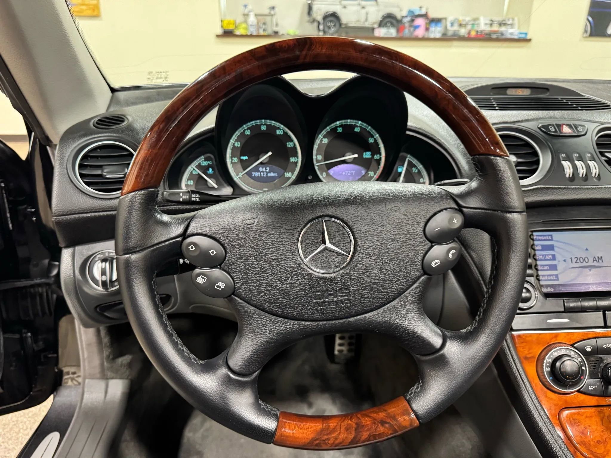 Used 2005 Mercedes-Benz SL 500 image 43