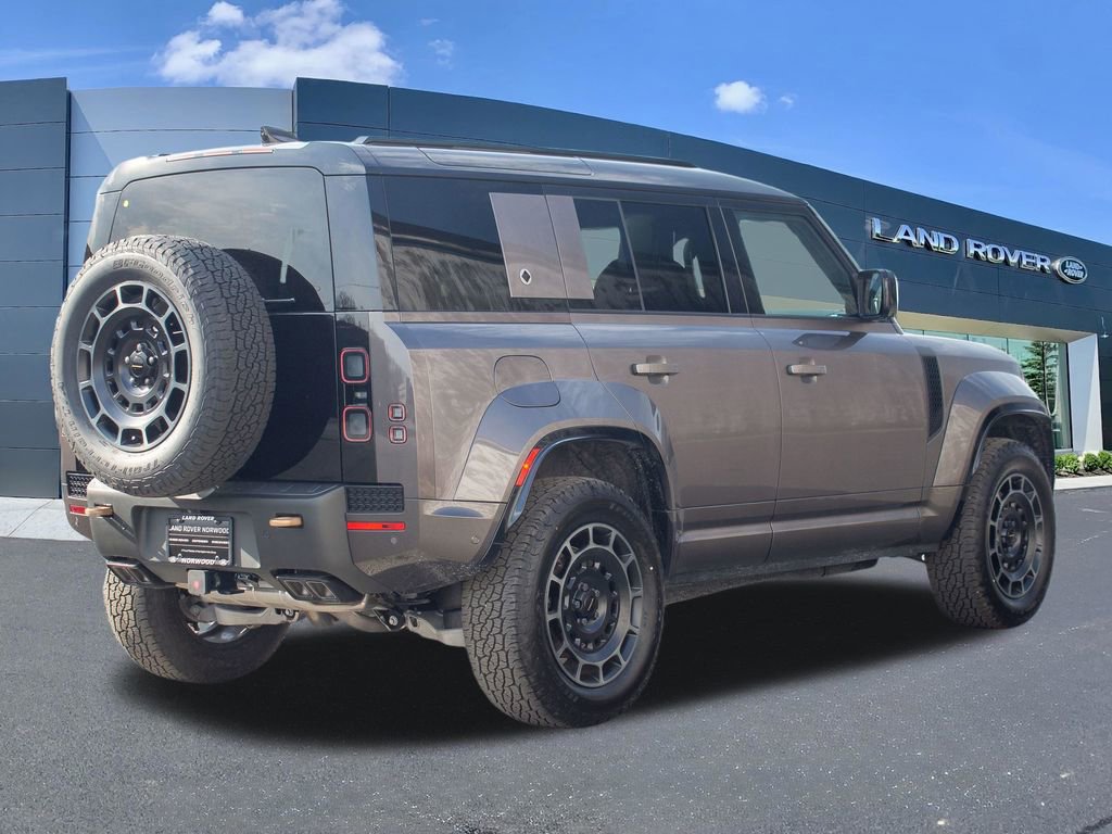 New 2026 Land Rover Defender 110 image 4