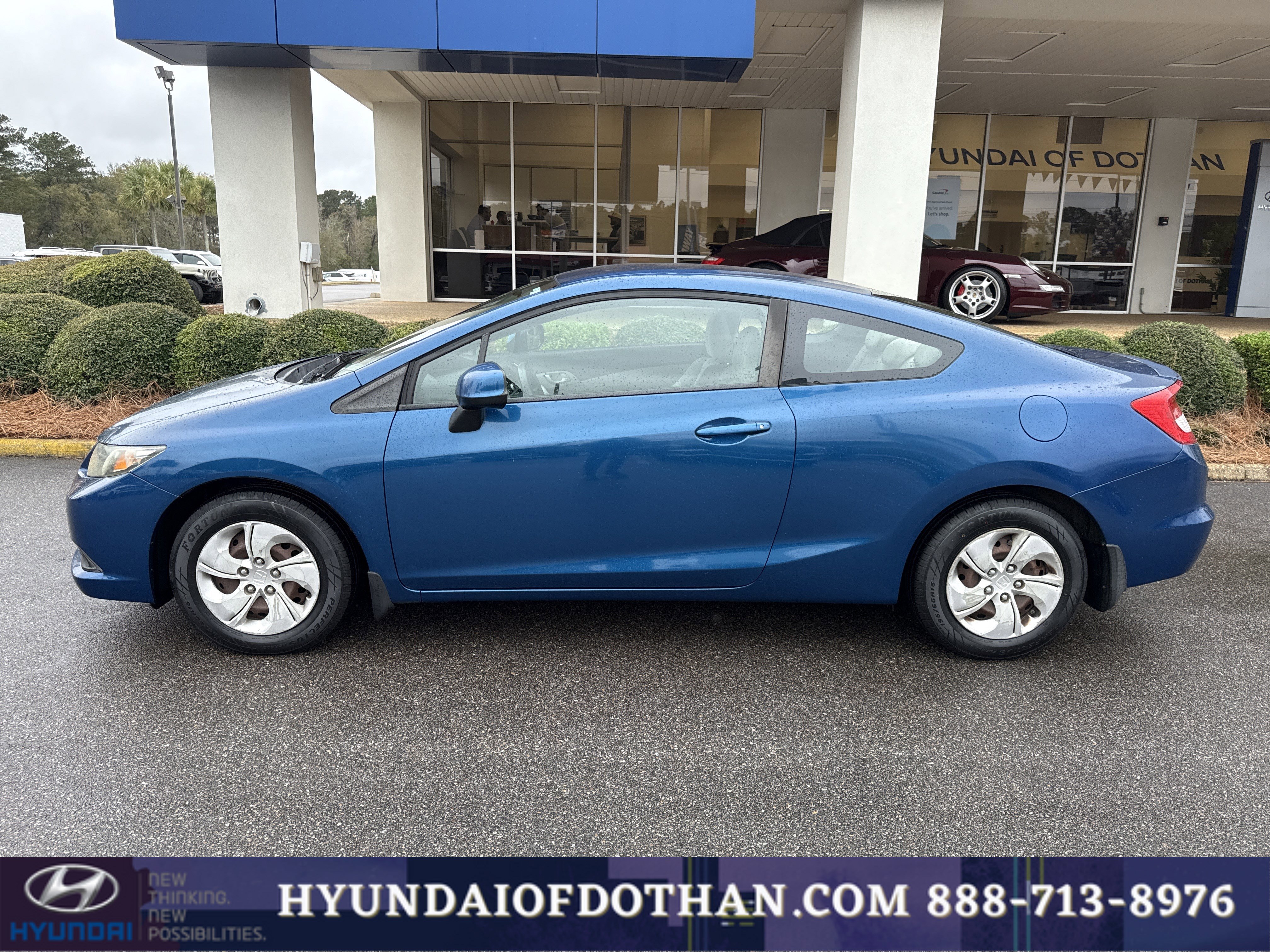 Used 2013 Honda Civic LX image 2