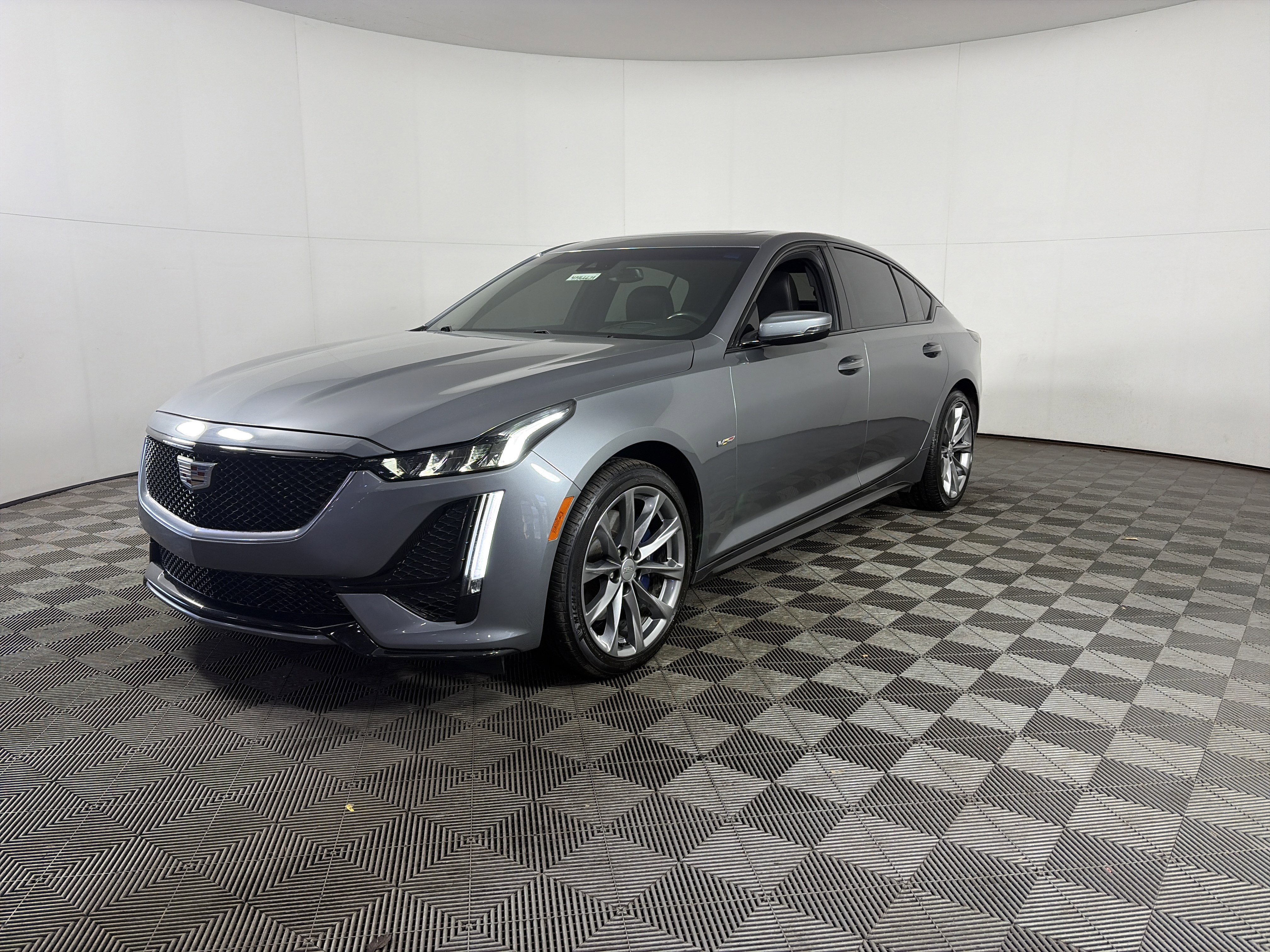 Used 2020 Cadillac CT5 Sport image 3