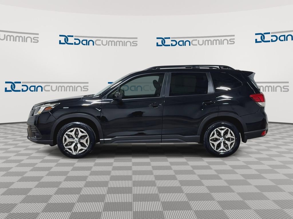 Used 2024 Subaru Forester Premium image 6