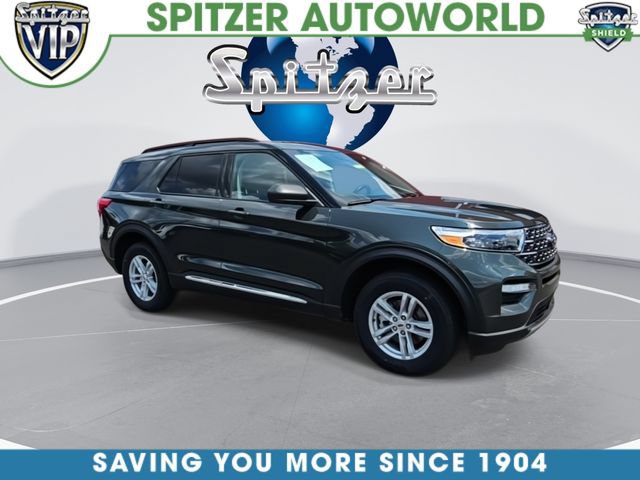 Used 2024 Ford Explorer XLT w/ Equipment Group 202A AWD/4WD image 9