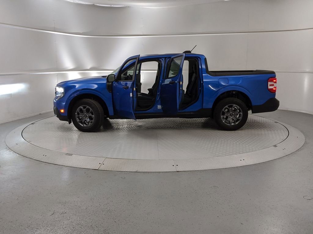 New 2025 Ford Maverick XLT w/ XLT Luxury Package image 11