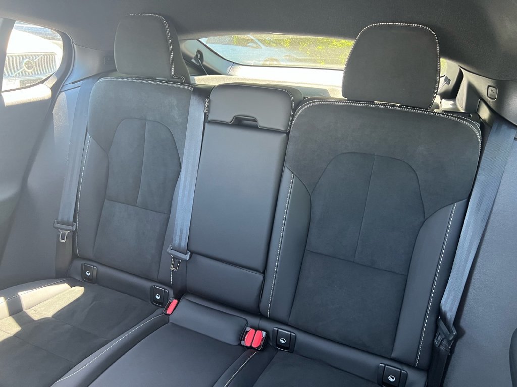 Certified 2023 Volvo C40 P8 Recharge Ultimate AWD/4WD image 20