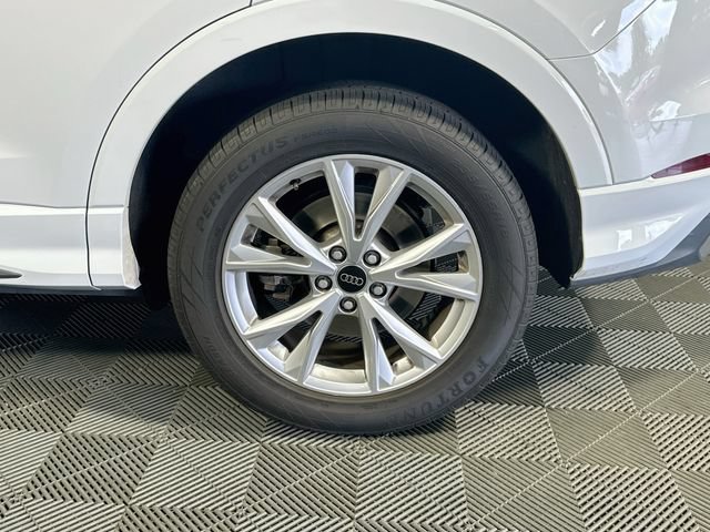 Used 2025 Audi Q3 2.0T Premium AWD/4WD image 28