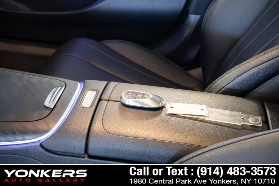 Used 2025 Mercedes-Benz E 350 4MATIC Sedan w/ Winter Package image 17