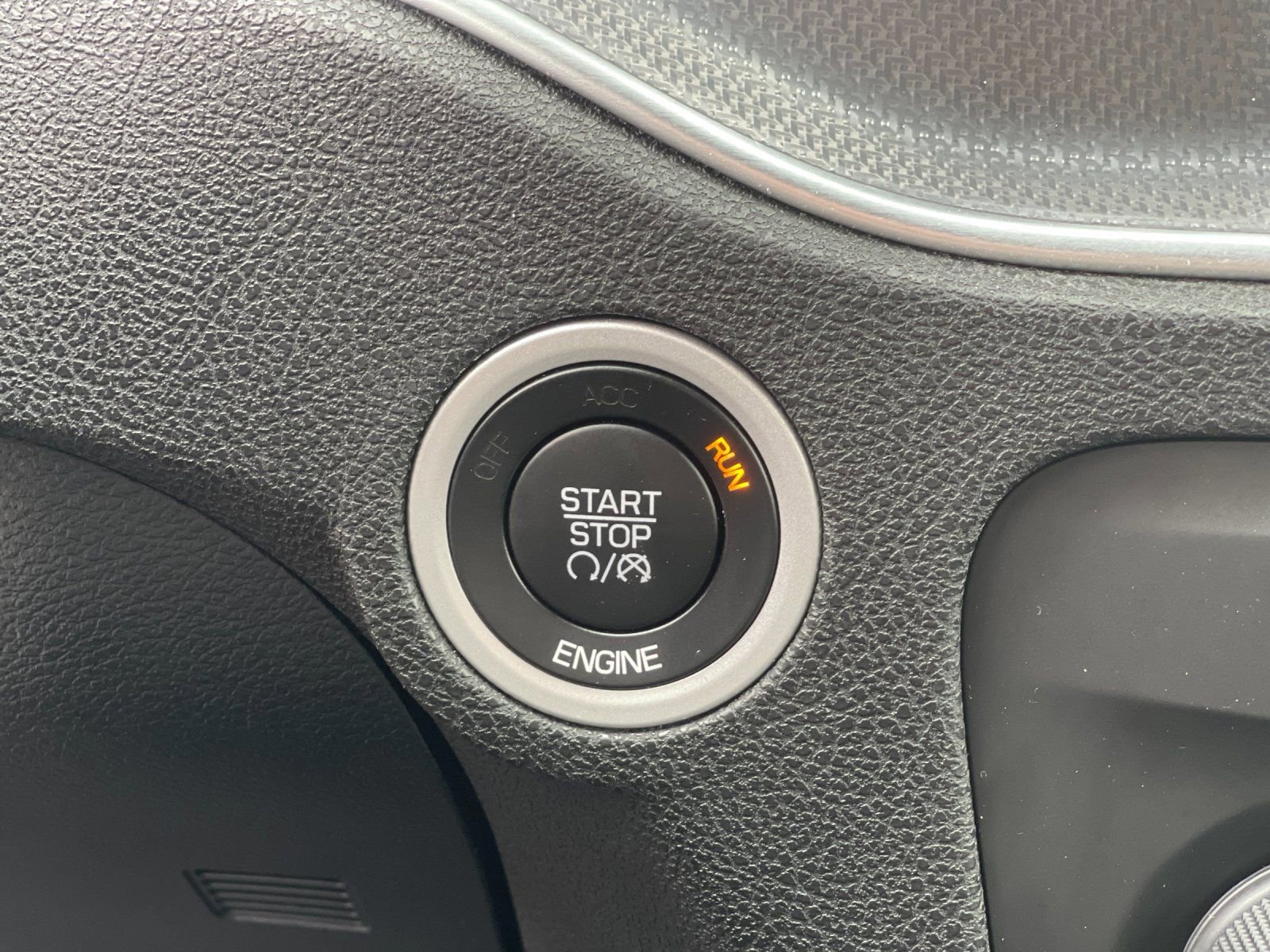 Used 2014 Dodge Charger R/T image 24