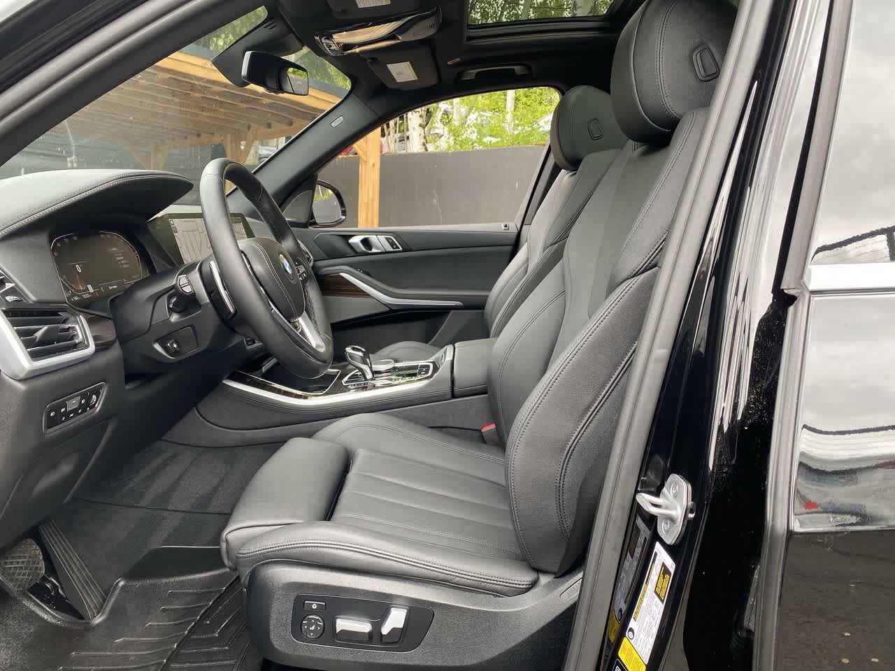 Used 2021 BMW X5 xDrive40i w/ Premium Package AWD/4WD image 14