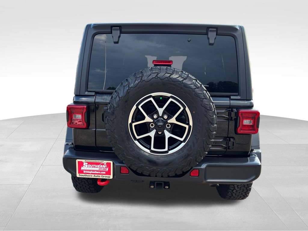 Used 2026 Jeep Wrangler Unlimited Rubicon AWD/4WD image 4