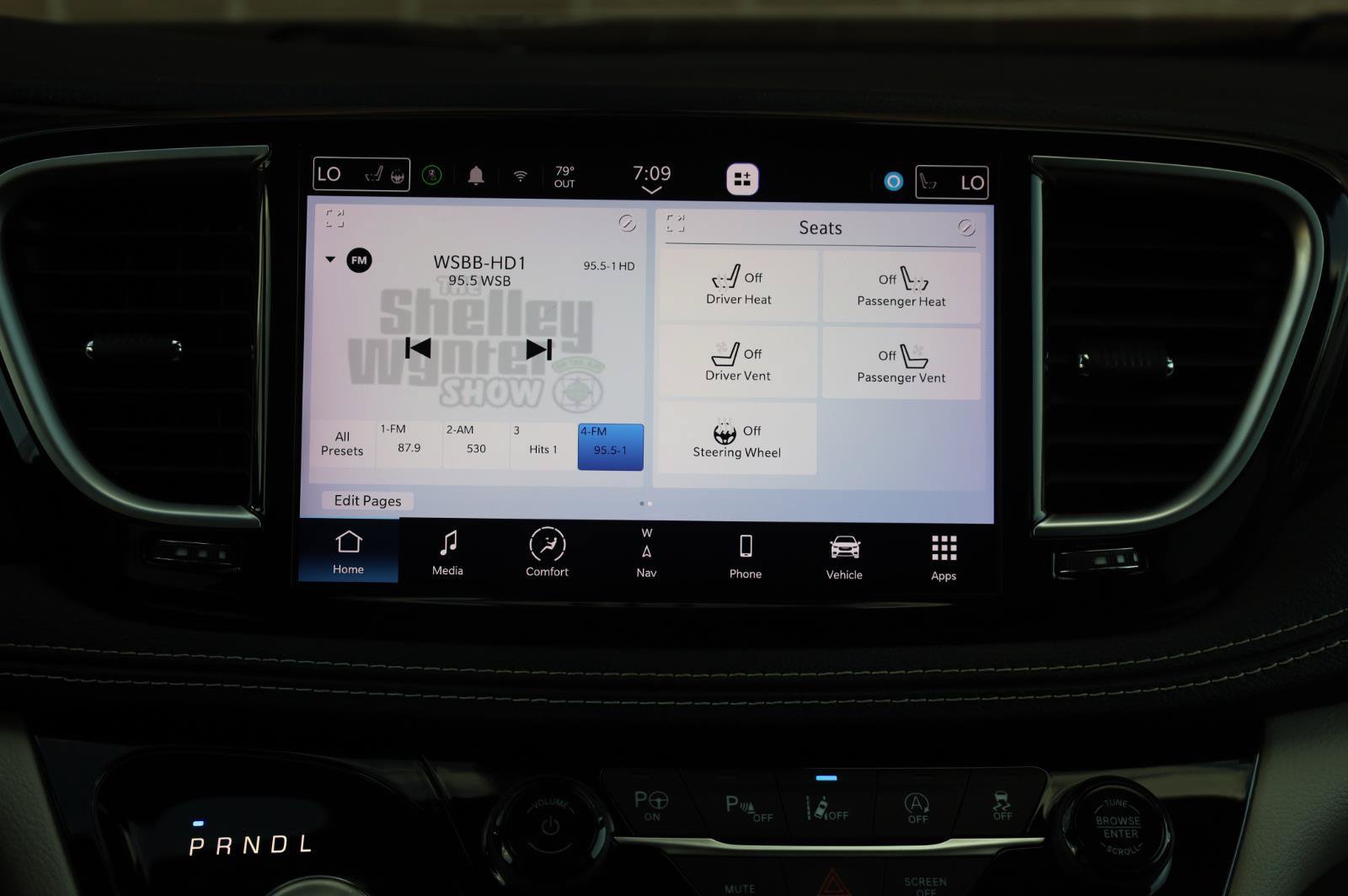 Used 2022 Chrysler Pacifica Limited FWD image 37
