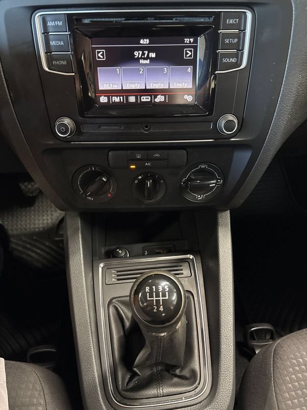 Used 2016 Volkswagen Jetta S FWD image 38