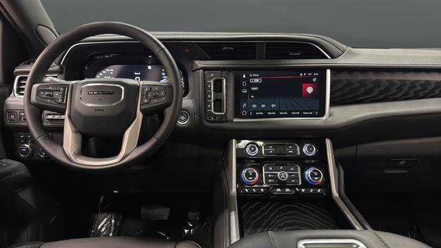 Used 2023 GMC Yukon Denali AWD/4WD image 10