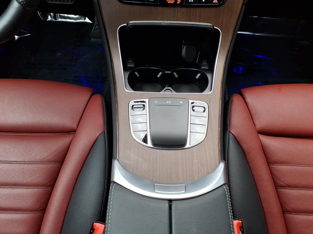 Used 2022 Mercedes-Benz GLC 43 AMG 4MATIC image 18