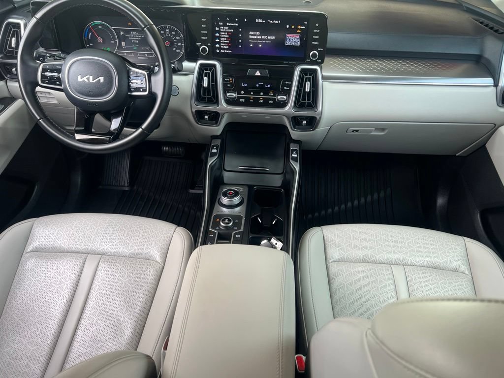 Certified 2024 Kia Sorento EX AWD/4WD image 18