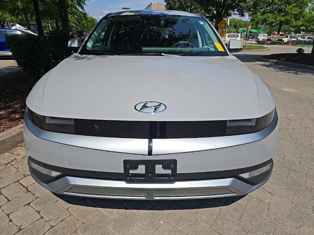 Used 2024 Hyundai Ioniq 5 SEL AWD/4WD image 3