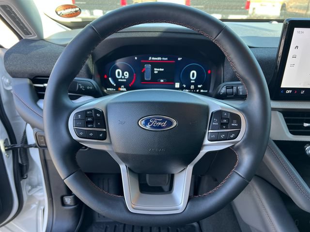 Used 2026 Ford Explorer Active w/ Active Comfort Package AWD/4WD image 16