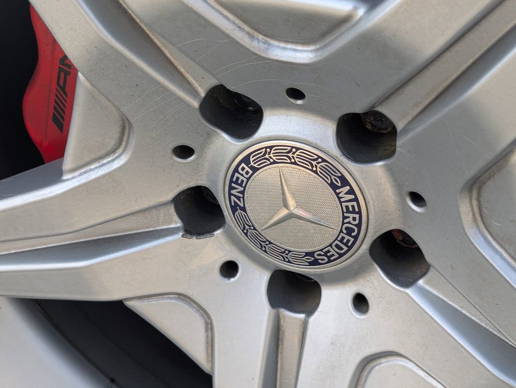 Used 2011 Mercedes-Benz SL 550 w/ Premium I Pkg image 29