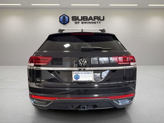 Used 2023 Volkswagen Atlas Cross Sport SE w/ Black Wheel Package image 4