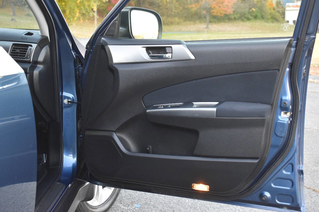 Used 2012 Subaru Forester 2.5X Limited image 9