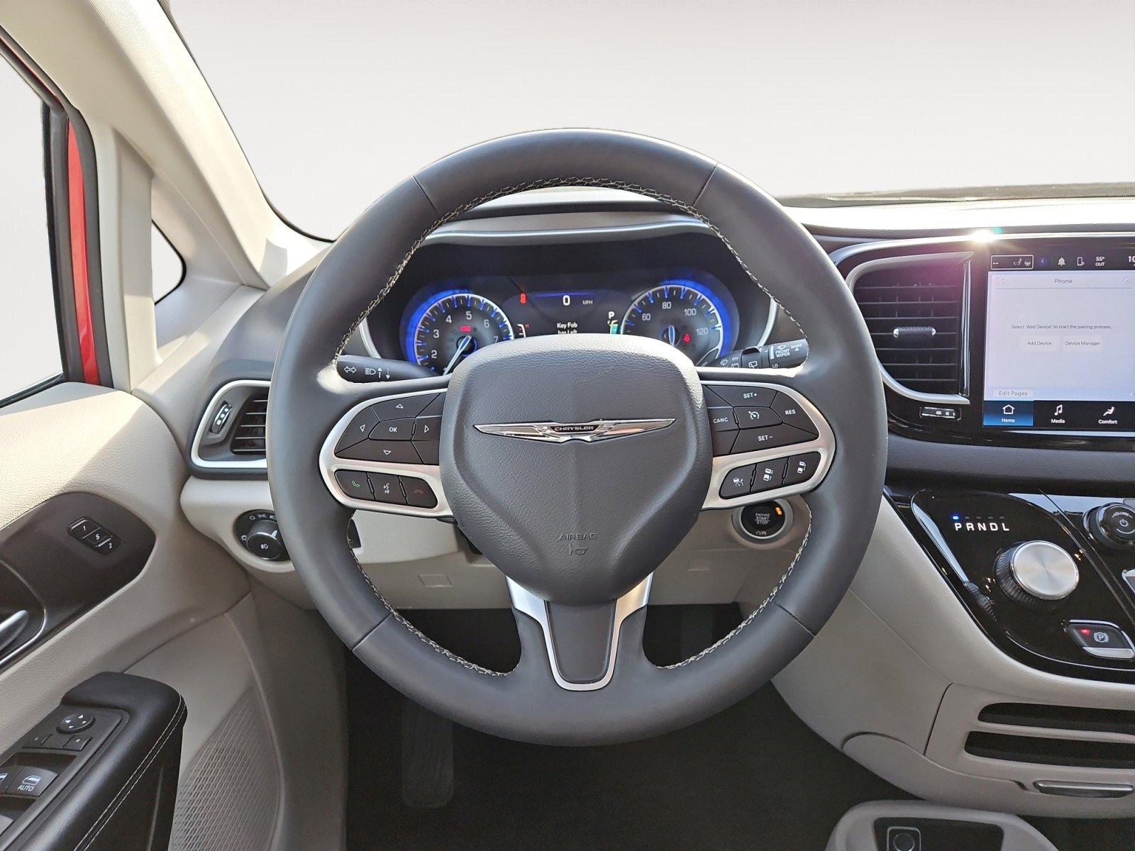 Used 2024 Chrysler Pacifica Touring-L image 12