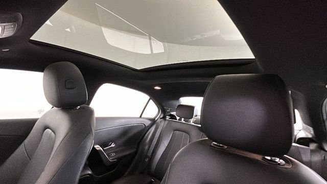 Used 2022 Mercedes-Benz A 220 image 12