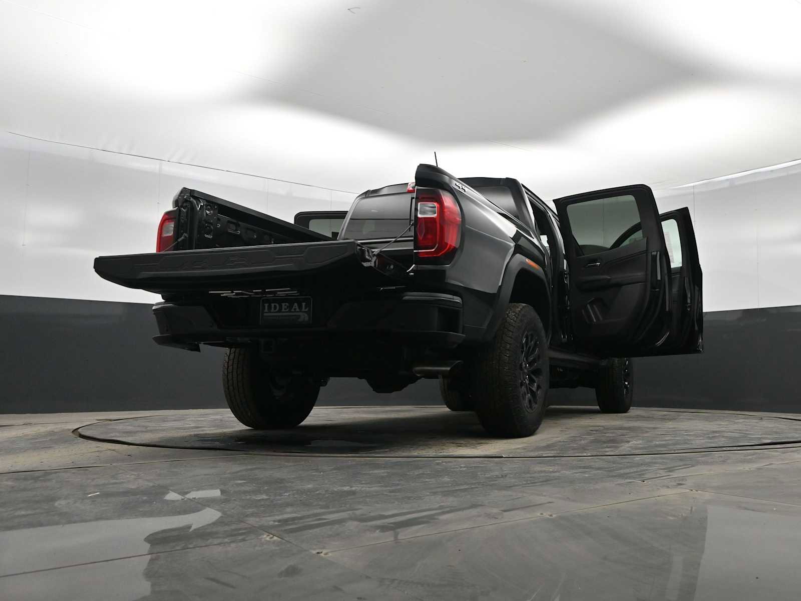 New 2026 GMC Canyon Elevation w/ Convenience Package image 44